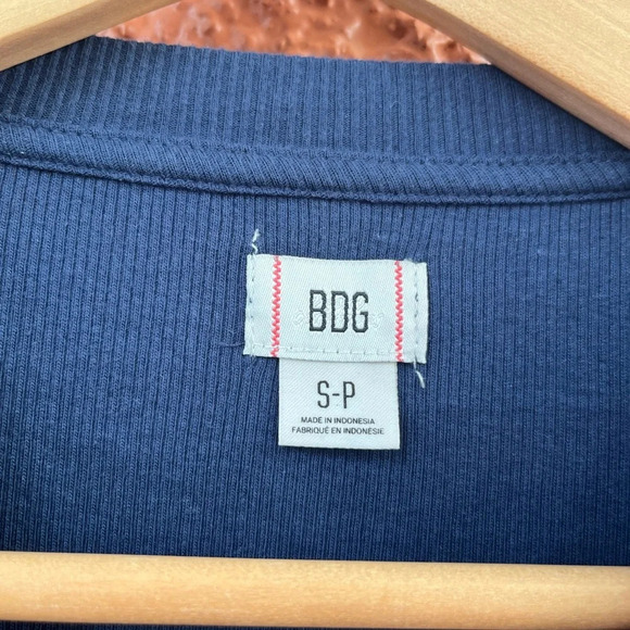 BDG Urban Outfitters Womens Size Small Harvey Henley Tee Short Sleeve Ribbed - Picture 5 of 5